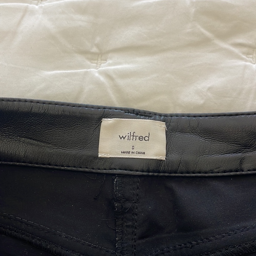 Aritzia Wilfred Melina Faux Leather Pant - Picture 12 of 13